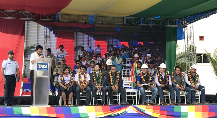 1516263428927276.jpg 莫拉萊斯總統發表講話.jpg