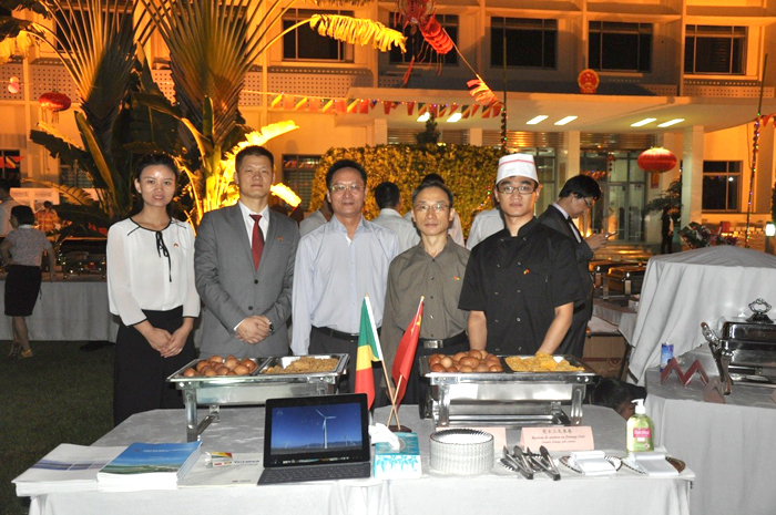 1519607751681121.jpg 代表處參展人員合影.jpg