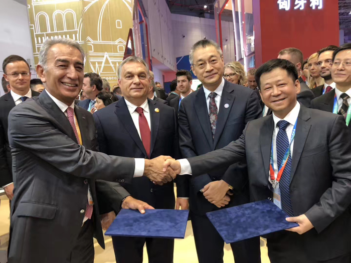 1541656442395996.jpg 友好見(jiàn)面.jpg