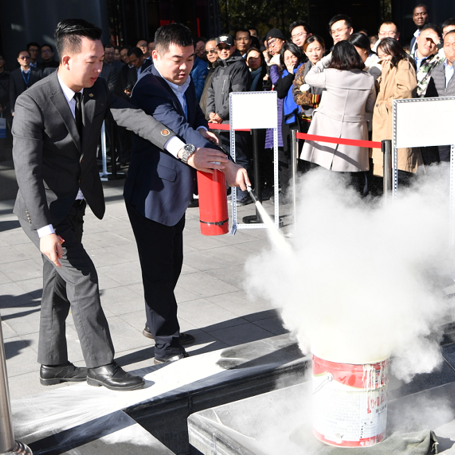 1541751911570434.png 消防滅火實操演練.png