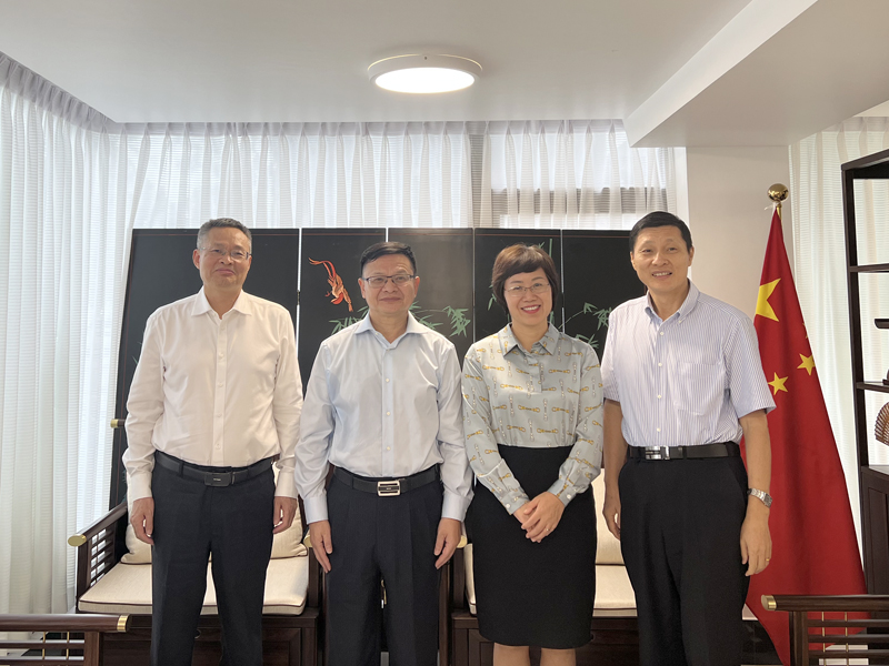 圖片1 拜會大使.jpg